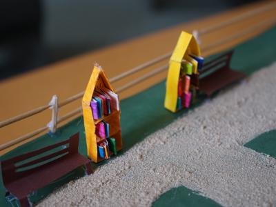 Maquette imaginée par les écoliers madeleinois : des boîtes à livres ! © Ville de La Madeleine